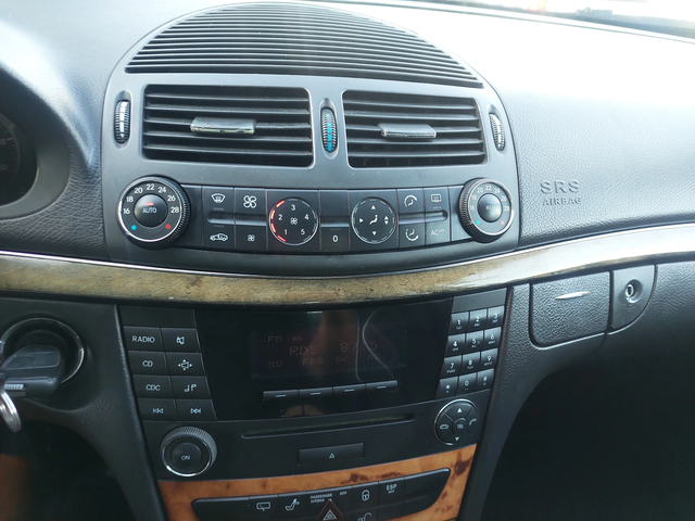 Mercedes-Benz E 220 CDI 150ps 6ck OM646 - автомобили, коли, обяви за нови и употребявани 8