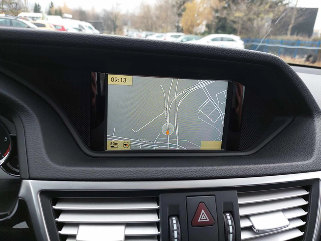 Mercedes-Benz E 220 CDI UNIKAT!!!! - автомобили, коли, обяви за нови и употребявани 10