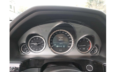 Mercedes-Benz E 220 CDI UNIKAT!!!! - автомобили, коли, обяви за нови и употребявани 9