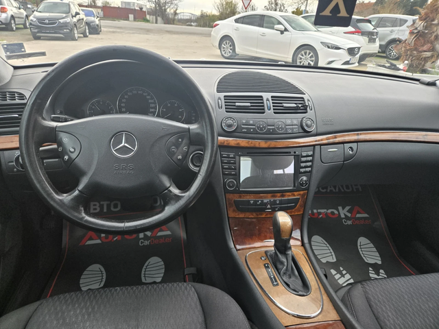 Mercedes-Benz E 220 2.2CDI-150кс= АВТОМАТ= НАВИ= КАМЕРА= ШИБЕДАХ - автомобили, коли, обяви за нови и употребявани 10