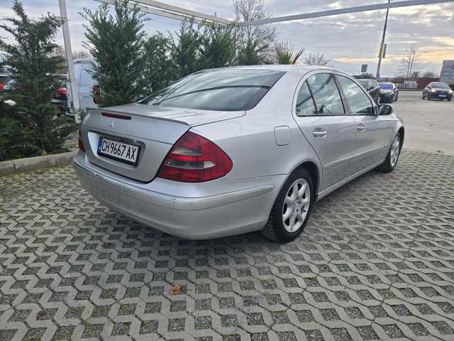 Mercedes-Benz E 220 2.2CDI-150кс= АВТОМАТ= НАВИ= КАМЕРА= ШИБЕДАХ - автомобили, коли, обяви за нови и употребявани 2