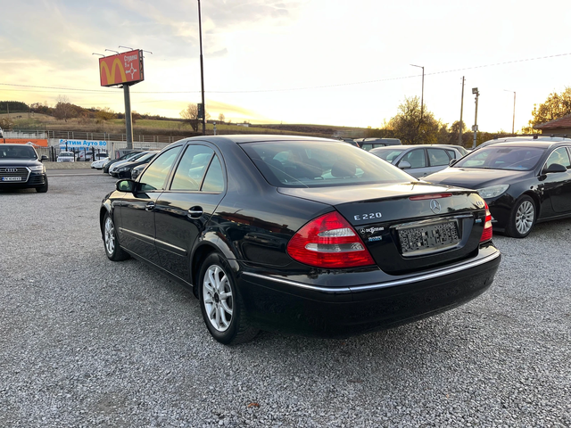 Mercedes-Benz E 220 CDI - автомобили, коли, обяви за нови и употребявани 4