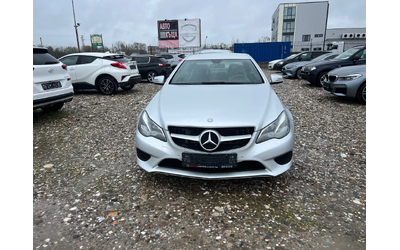 mercedes-benz-e-220 - 1