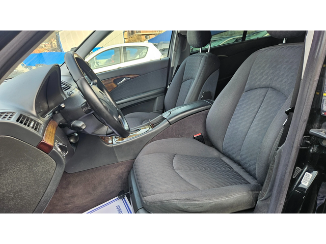 Mercedes-Benz E 220 2.2 Cdi Avtomat/Navigacia/Top sustoqnie - автомобили, коли, обяви за нови и употребявани 11