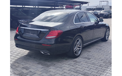 mercedes-benz-e-220 - 4