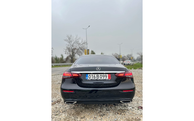 mercedes-benz-e-220 - 4