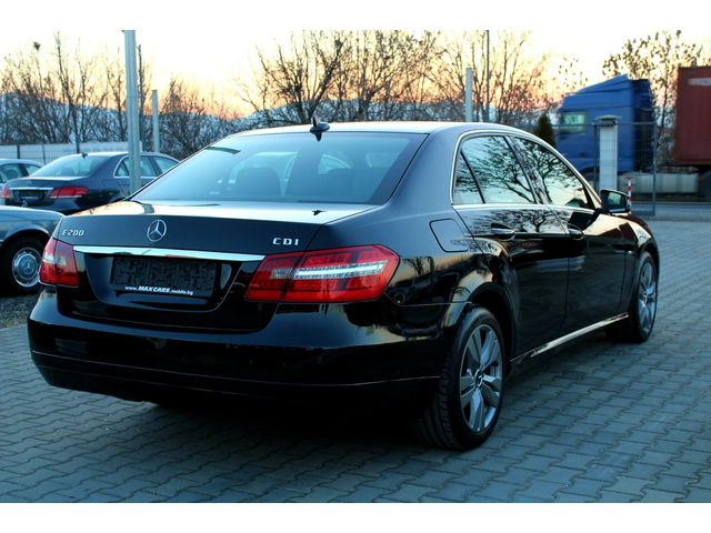 Mercedes-Benz E 220 CDI 7G TRONIC - автомобили, коли, обяви за нови и употребявани 6