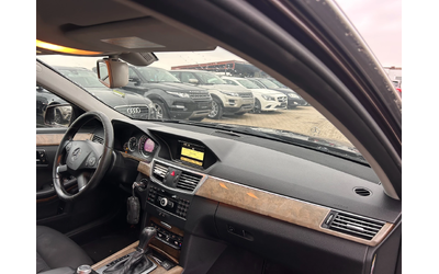 Mercedes-Benz E 220 CDI AVTOMAT/NAVI EURO 5 - автомобили, коли, обяви за нови и употребявани 9