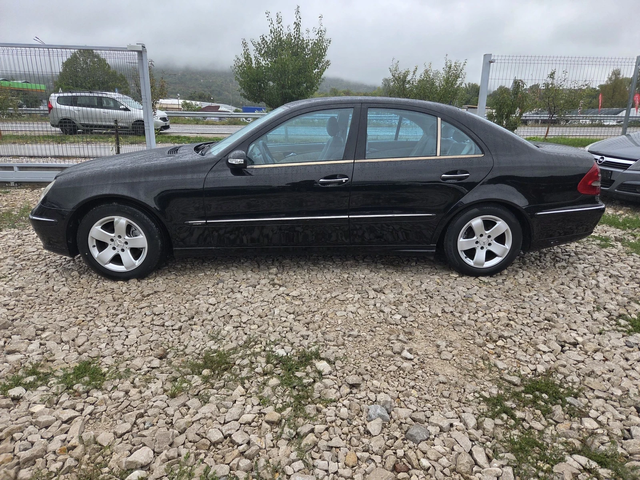 Mercedes-Benz E 220 Avantgarde* automat* - автомобили, коли, обяви за нови и употребявани 5