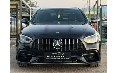 mercedes-benz-e-220 - 1