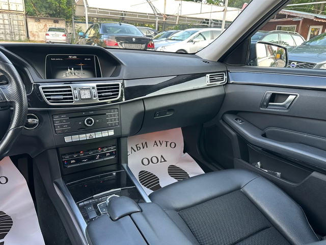 Mercedes-Benz E 220 E 220 / 4 MATIC - автомобили, коли, обяви за нови и употребявани 11