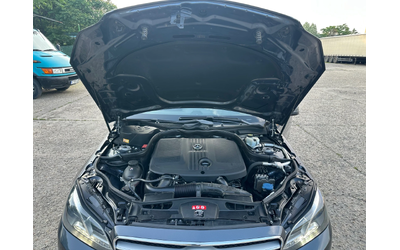Mercedes-Benz E 220 E 220 / 4 MATIC - автомобили, коли, обяви за нови и употребявани 16