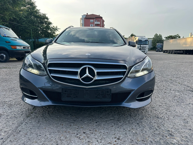 Mercedes-Benz E 220 E 220 / 4 MATIC - автомобили, коли, обяви за нови и употребявани 1