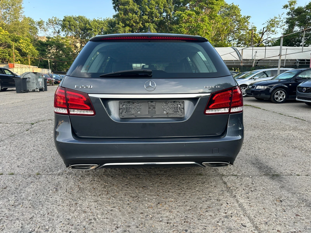 Mercedes-Benz E 220 E 220 / 4 MATIC - автомобили, коли, обяви за нови и употребявани 7