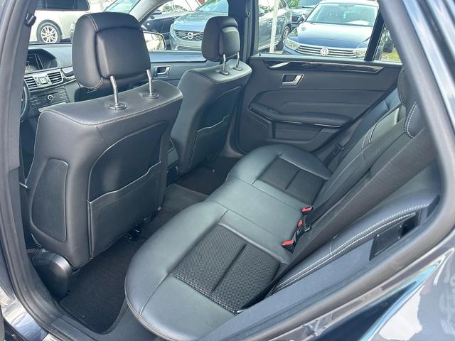 Mercedes-Benz E 220 E 220 / 4 MATIC - автомобили, коли, обяви за нови и употребявани 9