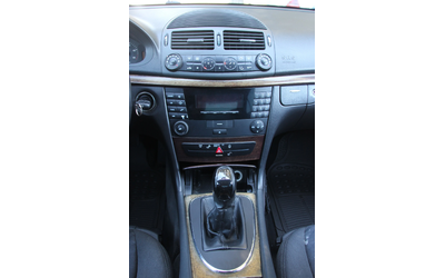Mercedes-Benz E 220 CDI  С РЕГИСТРАЦИЯ - автомобили, коли, обяви за нови и употребявани 10