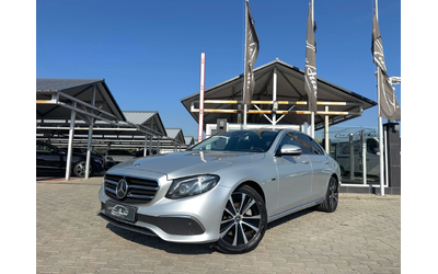 mercedes-benz-e-220 - 0