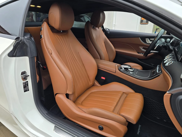 Mercedes-Benz E 220 4MATIC - AMG - Обдухване - BURMESTER - автомобили, коли, обяви за нови и употребявани 11