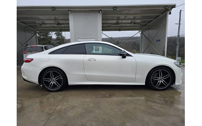 mercedes-benz-e-220 - 5