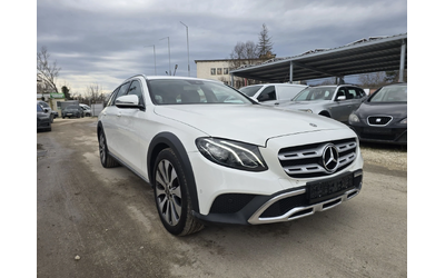 mercedes-benz-e-220 - 1