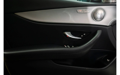 Mercedes-Benz E 220 D FULL AMG LINE FACELIFT BURMEISTER ЛИЗИНГ 100% - автомобили, коли, обяви за нови и употребявани 10