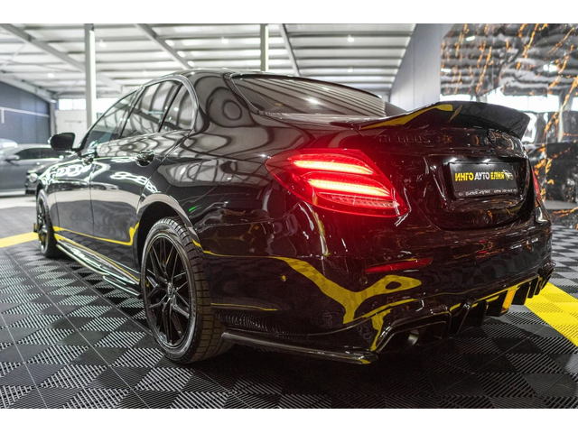 Mercedes-Benz E 220 D FULL BRABUS 800 PACK 3D BURMEISTER ЛИЗИНГ 100% - автомобили, коли, обяви за нови и употребявани 5