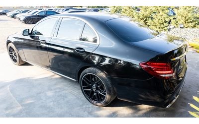 mercedes-benz-e-220 - 5