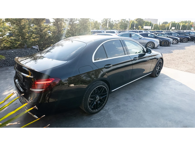 Mercedes-Benz E 220 D FULL AMG LINE ДИГИТАЛНО ТАБЛО ЛИЗИНГ 100% - автомобили, коли, обяви за нови и употребявани 7