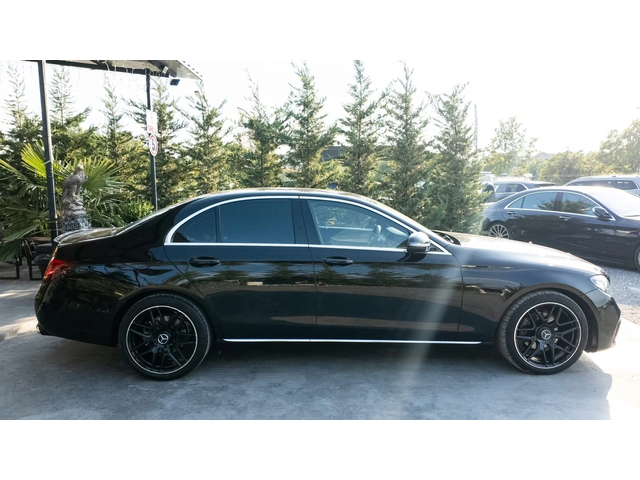 Mercedes-Benz E 220 D FULL AMG LINE ДИГИТАЛНО ТАБЛО ЛИЗИНГ 100% - автомобили, коли, обяви за нови и употребявани 9