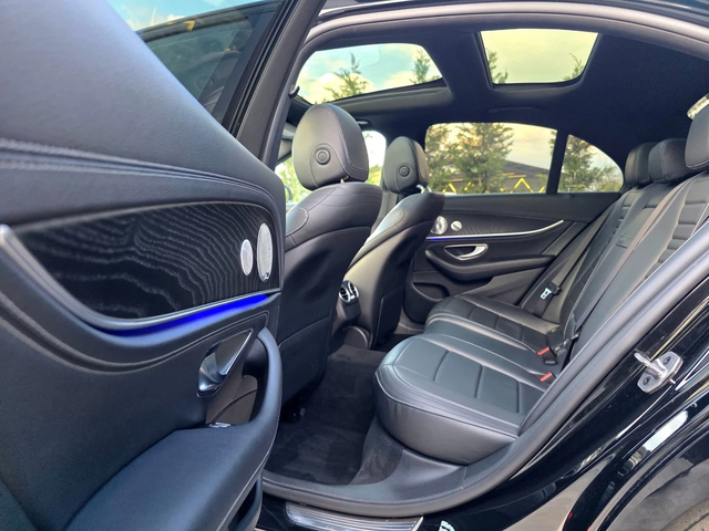 Mercedes-Benz E 220 D FULL AMG LINE ПАНОРАМА BURMEISTER ЛИЗИНГ 100% - автомобили, коли, обяви за нови и употребявани 16