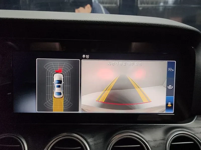 Mercedes-Benz E 220 Avantgarde - автомобили, коли, обяви за нови и употребявани 15