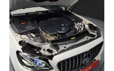 mercedes-benz-e-220 - 5