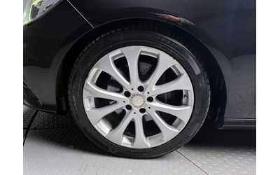 mercedes-benz-e-220 - 4