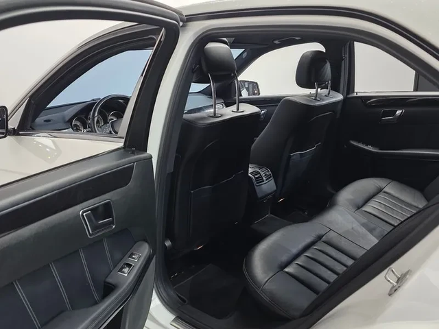 Mercedes-Benz E 220 Bluetech Avant Garde Sports - автомобили, коли, обяви за нови и употребявани 16