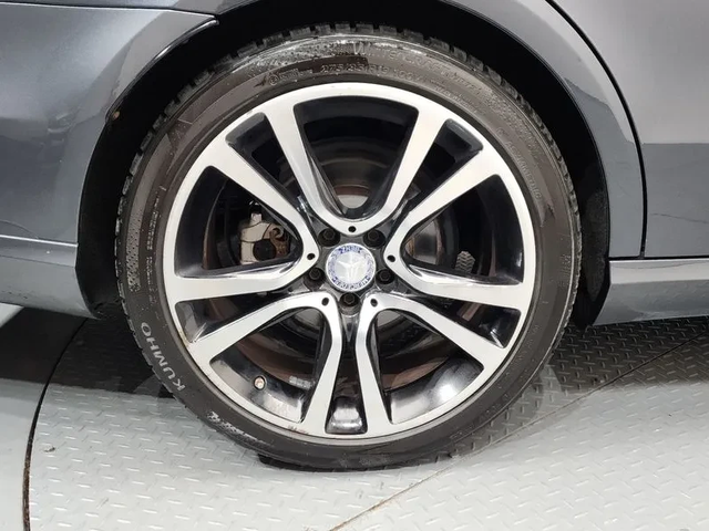 Mercedes-Benz E 220 Bluetech Avant Garde Sport - автомобили, коли, обяви за нови и употребявани 4