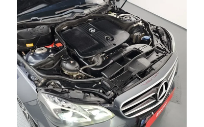 mercedes-benz-e-220 - 5