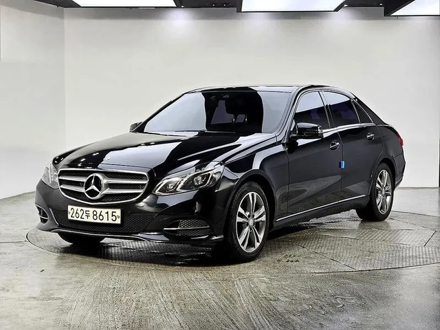 Mercedes-Benz E 220 Cdi Avantgarde - автомобили, коли, обяви за нови и употребявани 0