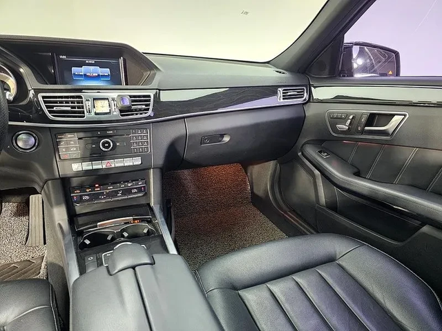 Mercedes-Benz E 220 Cdi Avantgarde - автомобили, коли, обяви за нови и употребявани 9
