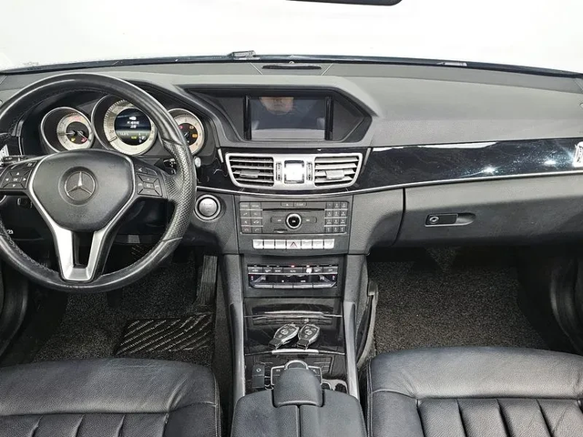 Mercedes-Benz E 220 Bluetech Avantgarde - автомобили, коли, обяви за нови и употребявани 6