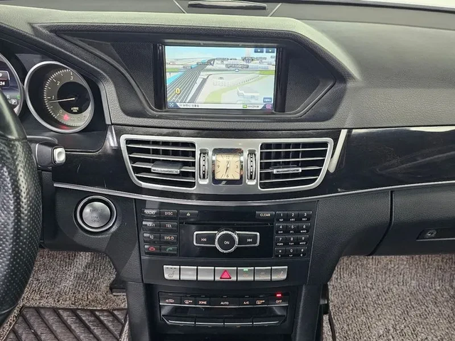 Mercedes-Benz E 220 Bluetech Avant Garde Sports - автомобили, коли, обяви за нови и употребявани 16