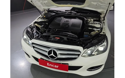 mercedes-benz-e-220 - 5