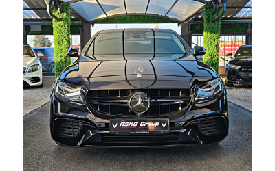 mercedes-benz-e-220 - 1