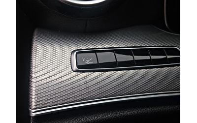 Mercedes-Benz E 220 ! AMG/9G/DIGIT/360CAM/HUD/ПОДГРЕВ/CAR PLAY/AMBI/LI - автомобили, коли, обяви за нови и употребявани 11