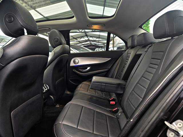 Mercedes-Benz E 220 ! AMG/9G/DIGI/GERMANY/360CAM/PАNO/ПОДГР/CAR PLAY/L - автомобили, коли, обяви за нови и употребявани 15