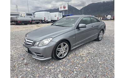 mercedes-benz-e-220 - 0