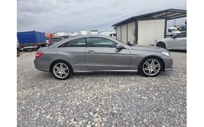 mercedes-benz-e-220 - 5