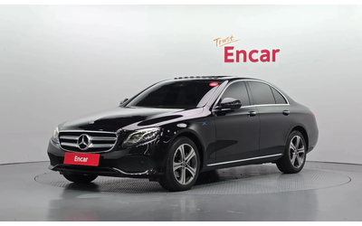 mercedes-benz-e-220 - 0