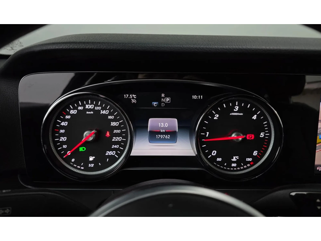 Mercedes-Benz E 220 W213 E220D - автомобили, коли, обяви за нови и употребявани 7