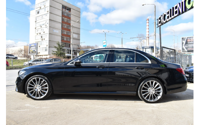 mercedes-benz-e-220 - 1