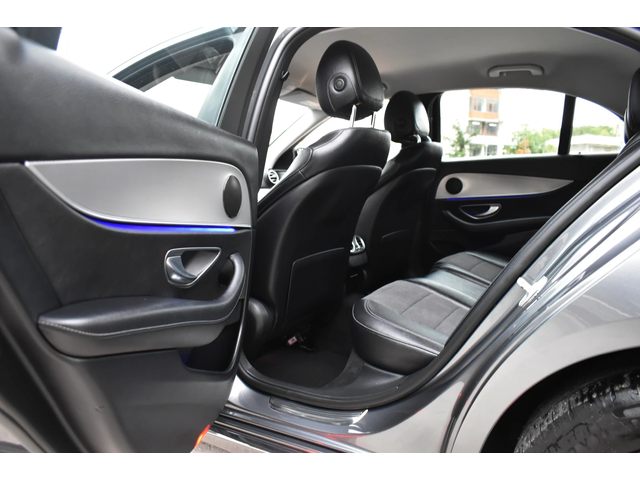 Mercedes-Benz E 220 9G* 194H.P* AMBIENT - автомобили, коли, обяви за нови и употребявани 11